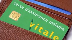 Carte Vitale perdue ou volée : que faire quand on est en vacances ?