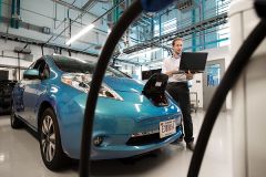 Assurance auto : la prime voiture électrique va baisser à partir de 2021